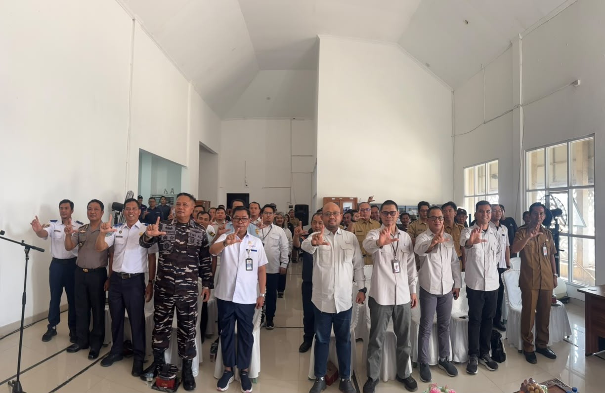 WUJUDKAN ZERO ACCIDENT, UPP KELAS III BATANG BERSAMA PT. BHIMASENA POWER INDONESIA GELAR SOSIALISASI DAN KAMPANYE KESELAMATAN PELAYARAN 